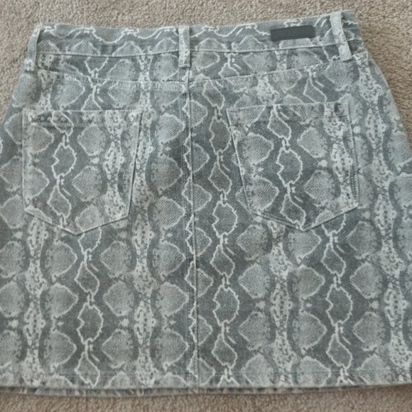 BlankNYC Denim Skirt - Picture 3 of 3